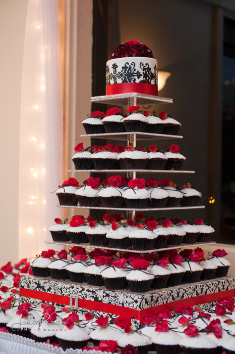 Cupcakes wedding cake photo 