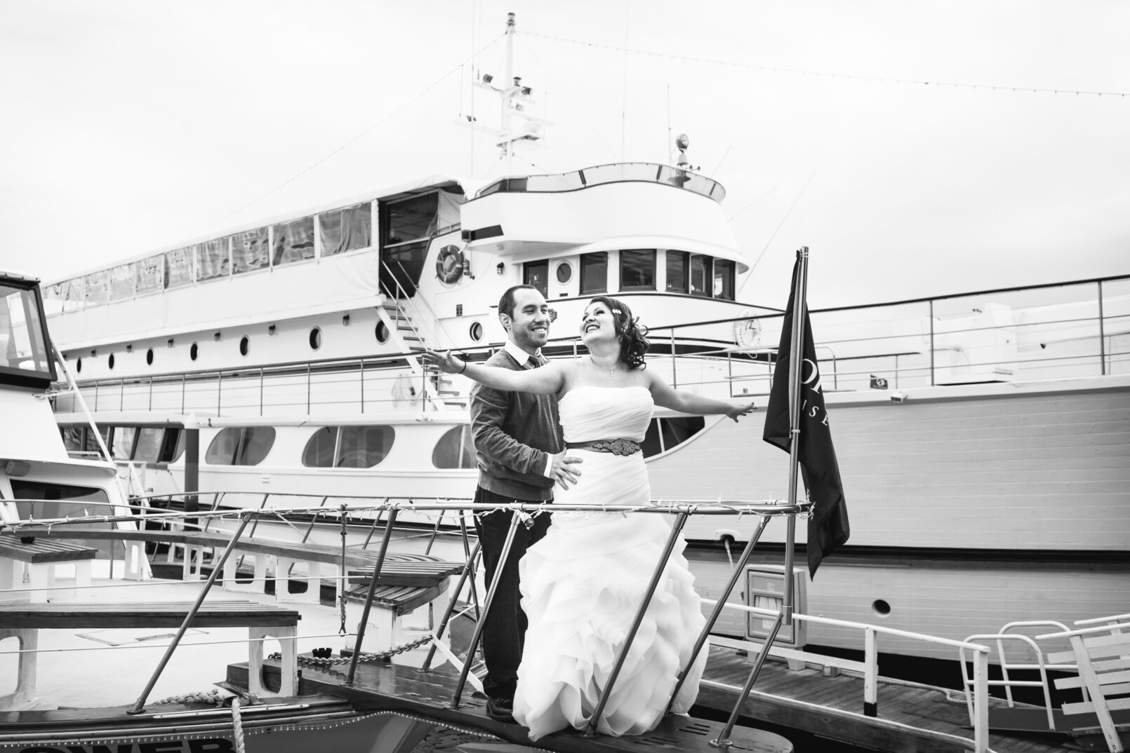 a titanic photo op on the Mojo Hornblower Cruises
